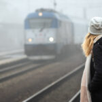 trecerea la ora de iarna 2025 in transportul feroviar cum vor circula trenurile de noapte in acest weekend 68fb0ced2237a