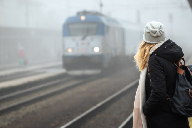 trecerea la ora de iarna 2025 in transportul feroviar cum vor circula trenurile de noapte in acest weekend 68fb0ced2237a