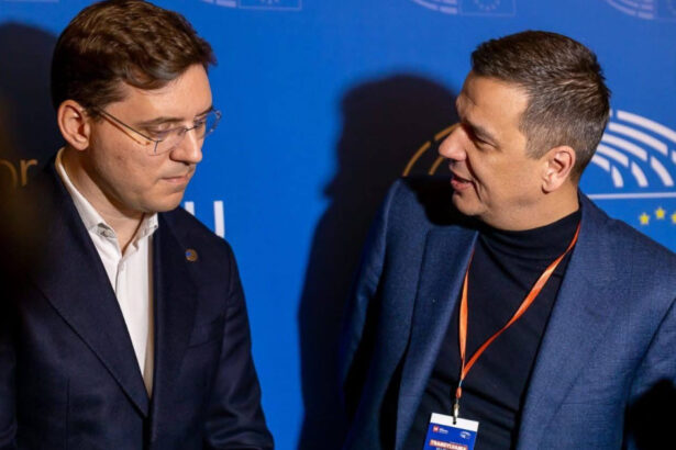 victor negrescu se alatura echipei conduse de sorin grindeanu la congresul psd ce functie vizeaza europarlamentarul 68ee40645031e