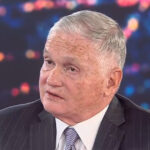 Adrian Zuckerman: M-a surprins că anunțul retragerii unor trupe ale SUA s-a făcut când Trump era în Asia. E o mare primejdie. 5 video adrian zuckerman m a surprins ca anuntul retragerii unor trupe ale sua s a facut cand trump era in asia e o mare primejdie 6903cc8dc9b63