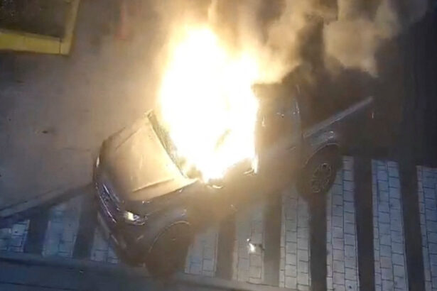video atac terorist in ecuador o masina a explodat langa un mall o persoana a murit si mai multe au fost ranite 68ef4ec5723dc