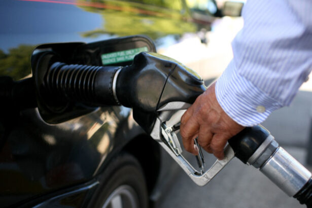 video carburantii continua sa se scumpeasca preturile au crescut de trei ori luna aceasta cand este anuntata o noua majorare 690222b0a12c8