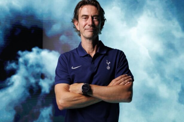 video exclusiv lovitura teribila pentru echipa lui dragusin tottenham tocmai dupa ce a urcat pe locul 3 in premier league 68ff0ef9798fc