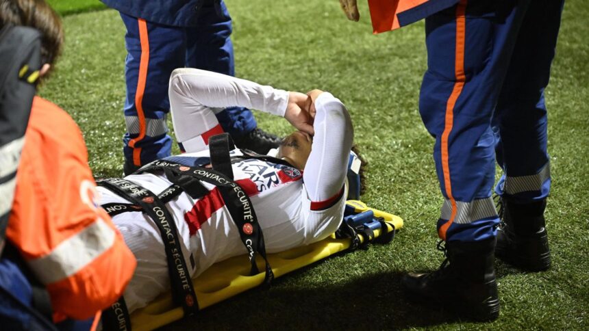 Necaz cu fotbalistul-revelație de la PSG! ”Va fi indisponibil câteva săptămâni” 1 video exclusiv necaz cu fotbalistul revelatie de la psg va fi indisponibil cateva saptamani 6903901ab2b72