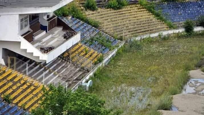 ”Ruina” lăsată în urmă de o echipă de tradiție, de peste 18 ani: ”E paragină” 1 video exclusiv ruina lasata in urma de o echipa de traditie de peste 18 ani e paragina 6901e6b548ed0