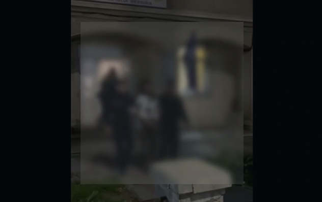 video jaf la medgidia telefon si televizor furate prin amenintari trei suspecti inclusiv un minor retinuti 68dd37f697c98