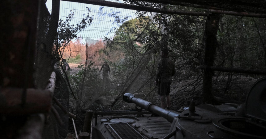 video momentul in care fortele ucrainene resping atacul unui corp mecanizat rus care inainta spre localitatile shakhove si volodimirivka 68f14202569c7