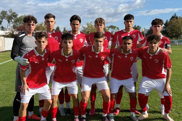 video nepotul unui campion cu fcsb wonderkid la dinamo nascut in 2011 atacantul a debutat oficial la dinamo 2 in liga 3 68eb7d5e37908