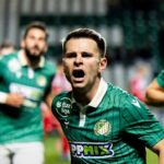 video patru fotbalisti romani se lupta pentru titlu in ungaria gol bomba cu calcaiul pentru un tricolor 68f4f6fc44d82