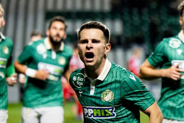 video patru fotbalisti romani se lupta pentru titlu in ungaria gol bomba cu calcaiul pentru un tricolor 68f4f6fc44d82