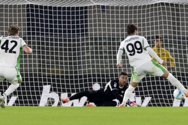 video priviti cat inca se mai poate penalty ul ratat devenit gol din actiune a decis soarta unui meci din serie a 68e0bc792dc16