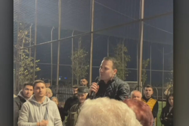 video robert negoita acuzat ca a construit ilegal 11 drumuri peste magistrale de gaz din bucuresti primarul s3 au fost aici dintotdeauna 68fa0c556a6dd