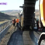 Surpare pe o porțiune din autostrada A10. Circulația a fost oprită pe banda afectată. 7 video surpare pe o portiune din autostrada a10 circulatia a fost oprita pe banda afectata 6901f74e38089