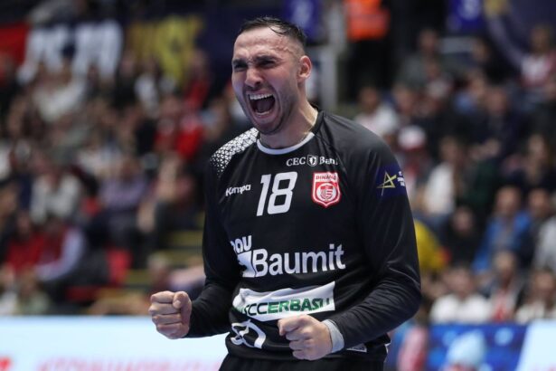 video un jucator al lui dinamo inclus in echipa etapei din champions league 68eb5328d2aa6