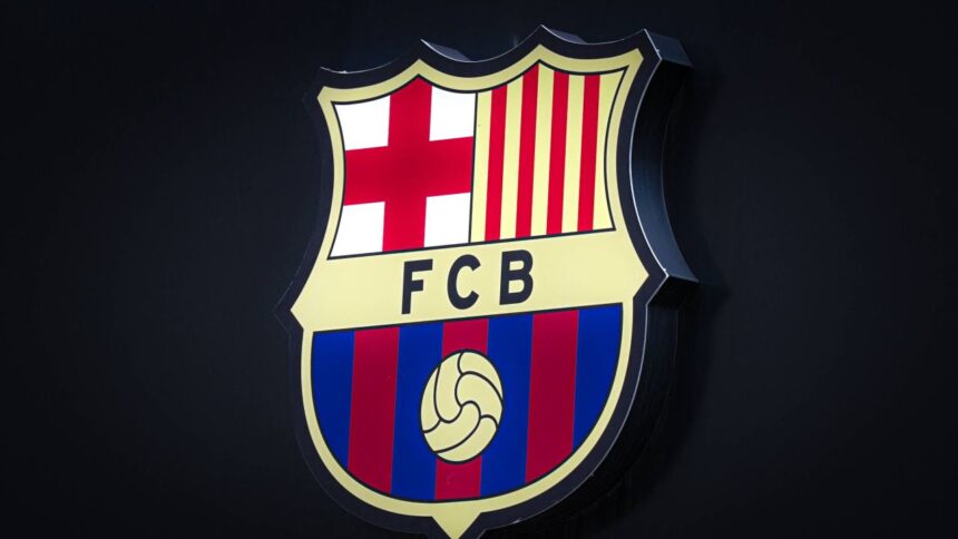 video un star planetar pe tricoul barcelonei catalanii au dezvaluit echipamentul special pentru meciul cu real madrid 68ee4383a7f72