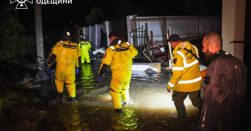 videofoto furtuna devastatoare in odesa noua morti inclusiv un copil sute de persoane au fost evacuate 68dcda1eb7f08