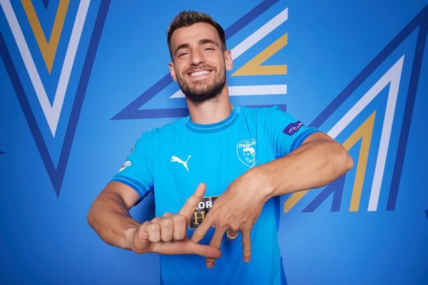 vlad dragomir romanul din champions league recunoaste ca a fost dorit de o forta din superliga romaniei au fost discutii 68f7f1e1d8899