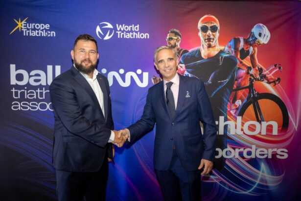 vlad stoica ales presedinte al nou infiintatei asociatii balcanice de triatlon 68ee249cd4980