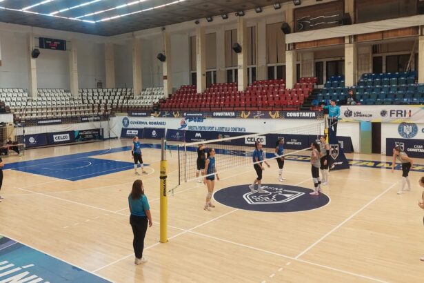 voleibalistele de la csm constanta se testeaza cu rapid in sala sporturilor 68e0fc9e03ad9