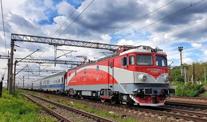 zeci de trenuri au fost suspendate din 21 octombrie din cauza datoriilor cfr calatori vezi rutele afectate 68f774af41fb4