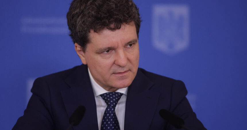 25 de ani de la deschiderea arhivelor securitatii nicusor dan romania trebuie sa si priveasca trecutul fara ocolisuri 6925b7b081056