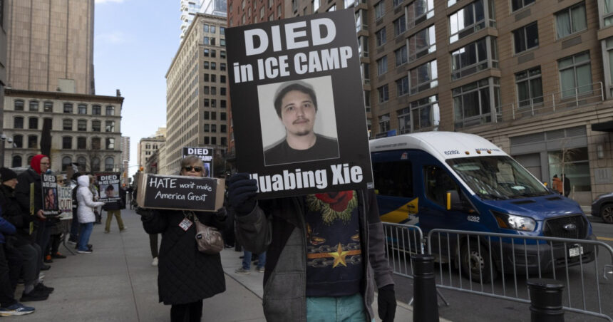 administratia trump va reinteroga refugiatii admisi sub mandatul biden peste 230 000 de persoane ar putea fi afectate 69256029ab548