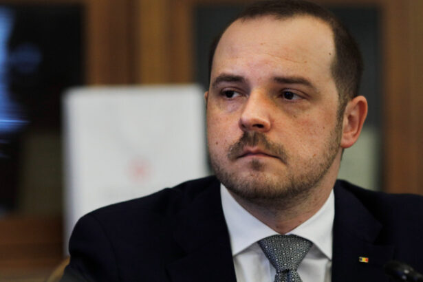 alexandru rogobete anunta ca se lucreaza la o platforma digitala pentru feedback de la angajatii din sistemul medical si pacienti 690c2c9c8bd37