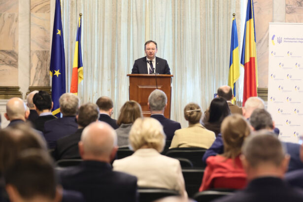 ambasadorul ucrainei la bucuresti denunta manipulari privind reforma educatiei ce spune despre drepturile minoritatilor 691cee233f1a1