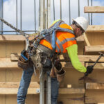 analiza peste 136 000 de muncitori non ue lucreaza legal in romania ce inseamna fenomenul pentru economie 69271aea6ee3c