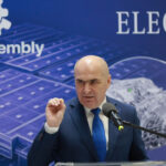 bolojan spune ca a primit plangeri de la marii investitori ca impozitul pe cifra de afaceri inhiba investitiile 6920a539363f5