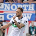 Reacțiile nemților după golul salvator marcat de Virgil Ghiță în Germania 5 ce au spus nemtii dupa golul salvator marcat de virgil ghita in germania 6905c2991d09e