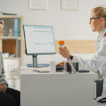 ce servicii medicale poti obtine direct la medicul de familie de la consultatii si analize la ingrijiri urgente in cabinet 69200c049edcb