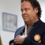 charley ottley a depus juramantul si a devenit oficial cetatean roman este un privilegiu pentru mine 690cc3c52be1b