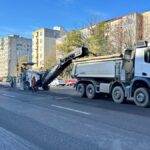 confort urban pasi concreti pentru asfaltarea strazii dezrobirii cetatenii sunt rugati sa nu isi parcheze autoturismele pe trotuar sau pe carosabil 6926ef6cdafd8