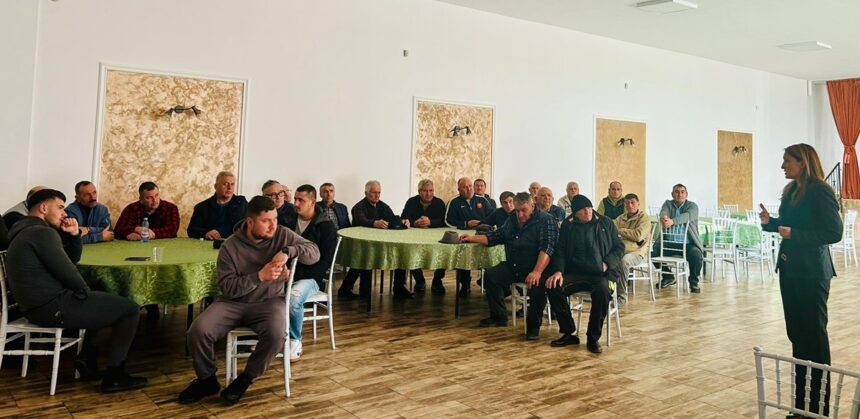 cu sprijinul primariei nicolae balcescu dsvsa constanta a desfasurat o intalnire cu crescatorii de suine 69285d0d3ec7a