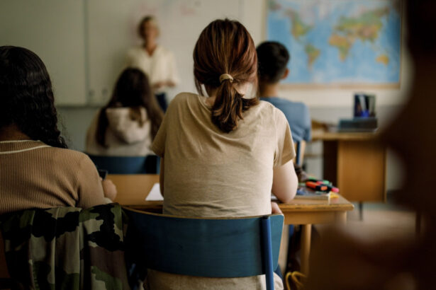 daniel david vom fi atenti ca profesorii sa nu fie afectati de interdictia cumulului pensie salariu cei pensionati ne ajuta 69274fd9c8cd1