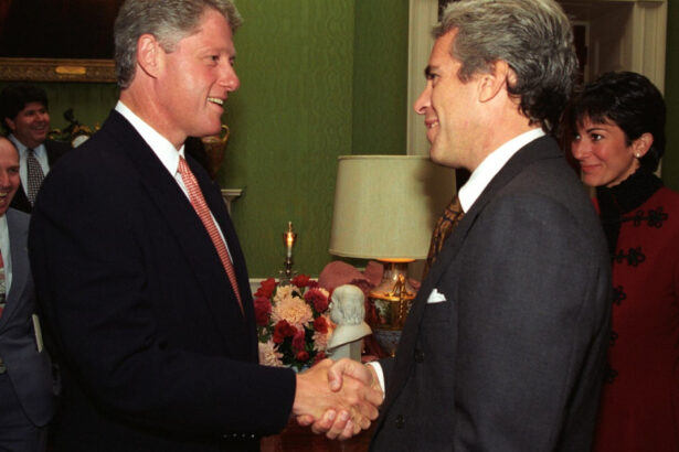 departamentul de justitie al sua da curs cererii lui trump de a investiga legaturile lui epstein cu clinton si jpmorgan 6918c851d03b0