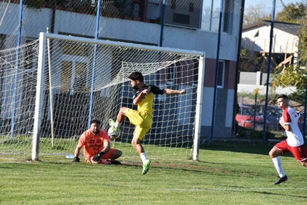 deplasare dificila pentru lider in etapa de sambata din liga a iv a 690c8526c9bb4