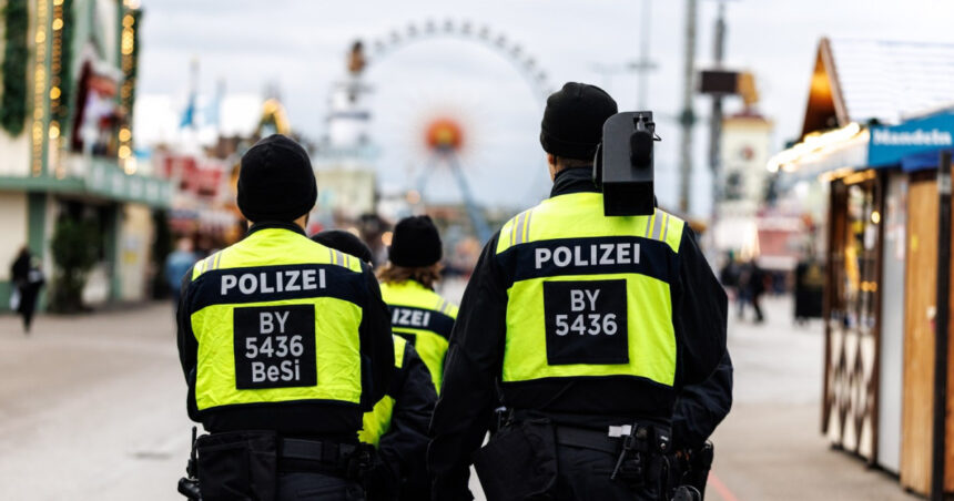 descoperirea unei bombe din cel de al doilea razboi mondial a dus la evacuarea a 21 000 de persoane in germania 69184d3bad970