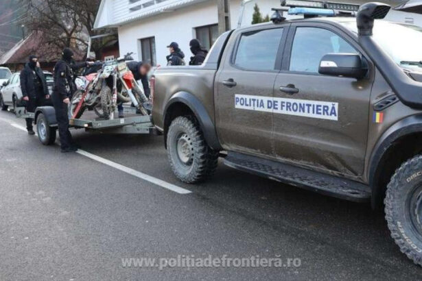 doi frati maramureseni care au transportat ilegal migranti ucraineni cu motocicletele au fost arestati 691067cec1893