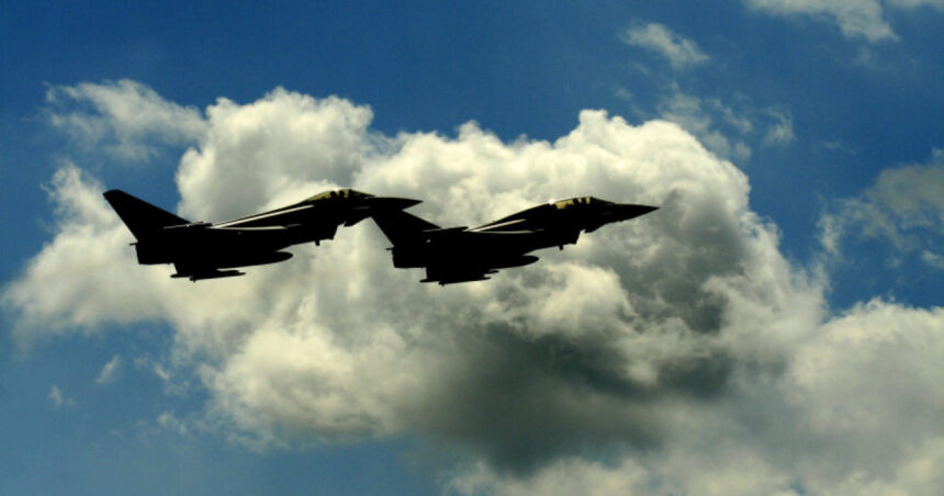 exclusiv de ce n au tras avioanele de lupta in drona care a survolat estul romaniei mosteanu nu putem sa tragem fara a ne gandi la consecinte 69262f36541c0