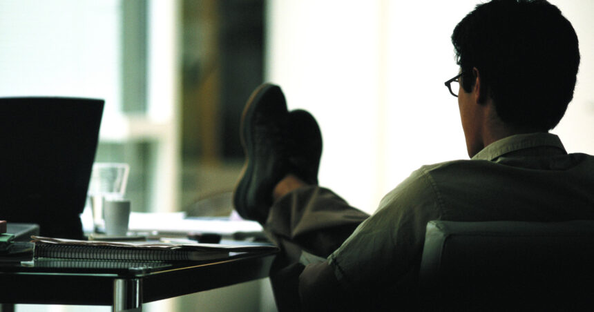 exclusiv guvernul blocheaza detasarile si transferurile intre institutii pana in decembrie 2026 ce alte modificari sunt in discutie document 691b4c7e6124f