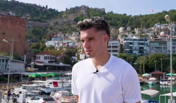 exclusiv ianis hagi a reactionat intr un interviu pentru pro tv dupa decesul lui emerich ienei 690b39d49bff1