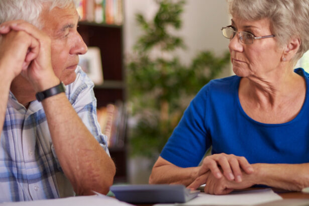 exclusiv record de plati din pilonul ii dupa introducerea cass de 10 expert romanii isi retrag banii ca sa evite taxele 692489b98eb5d