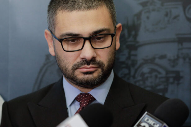 florin manole despre varianta reducerii cu 10 a cheltuielilor in ministere ceruta de bolojan nu voi da niciun om afara 692233e324458