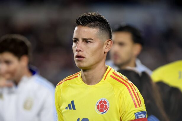 foto james rodriguez revine in europa mijlocasul de 34 de ani ajunge intr un campionat de top 69157f82f0be7