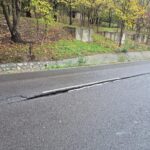 foto pericol de surpare strada valea portului din constanta a fost inchisa circulatiei 690e01858b82e