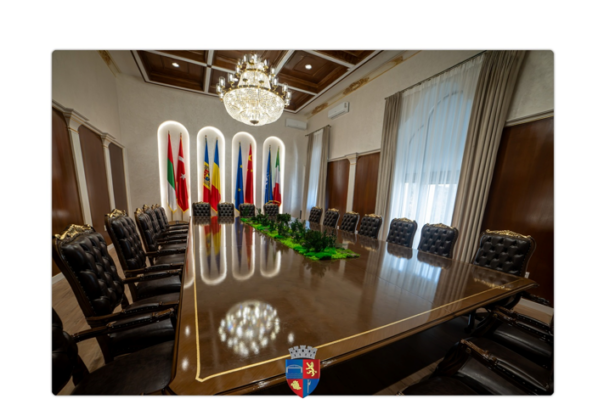 foto sediul primariei medgidia a fost complet modernizat cu fonduri europene cum arata astazi una dintre cele mai frumoase cladiri publice din romania 692727afdfc23