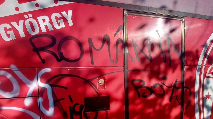 galerie foto autocarul lui sepsi a fost vandalizat reactia formatiei covasnene 69076172c3d1d