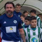 galerie foto il recunosti a castigat trei trofee cu dinamo si inca joaca fotbal la 50 de ani 6912730ab8c55